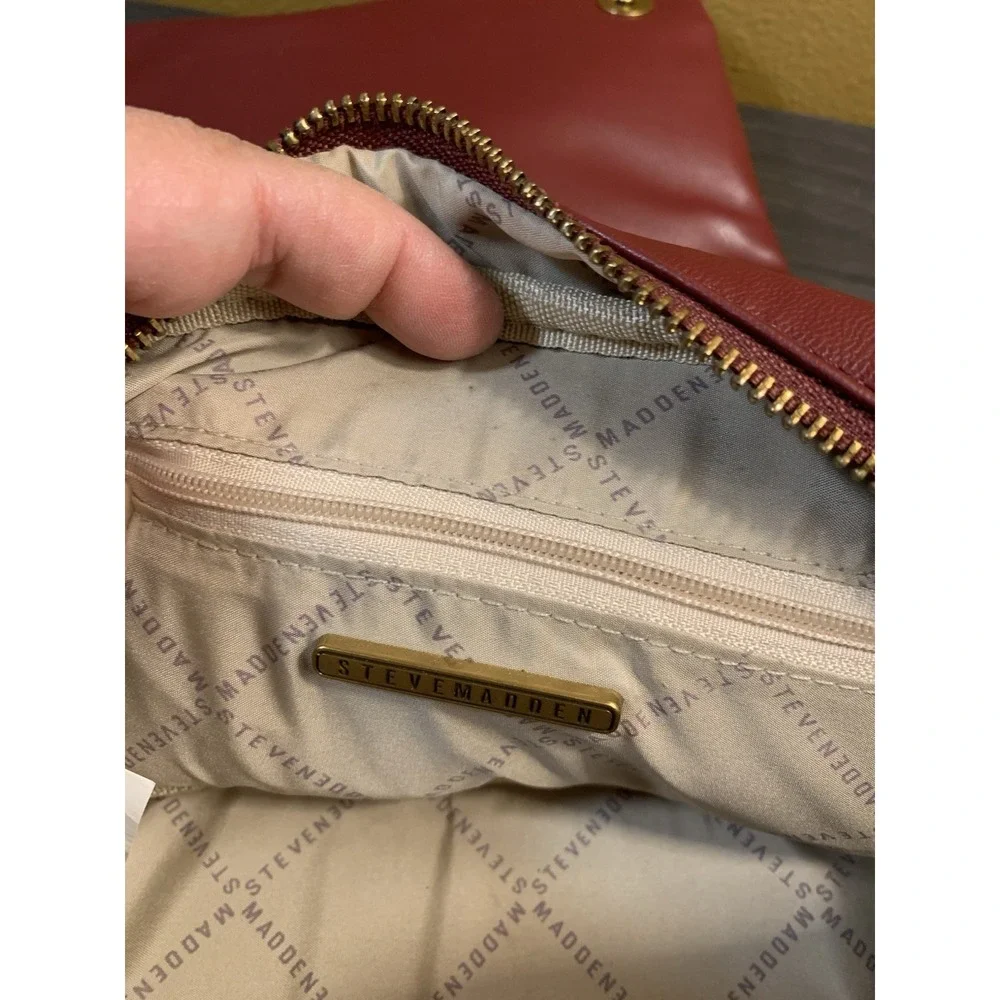 Steve Madden Red Quilted Crossbody Bag‎ with Gold Chain & Logo